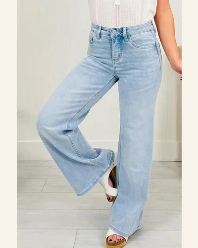 Casual Beau Blue Bow Embroidered Hip Pocket Jeans, view 3