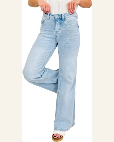 Casual Beau Blue Bow Embroidered Hip Pocket Jeans, view 1